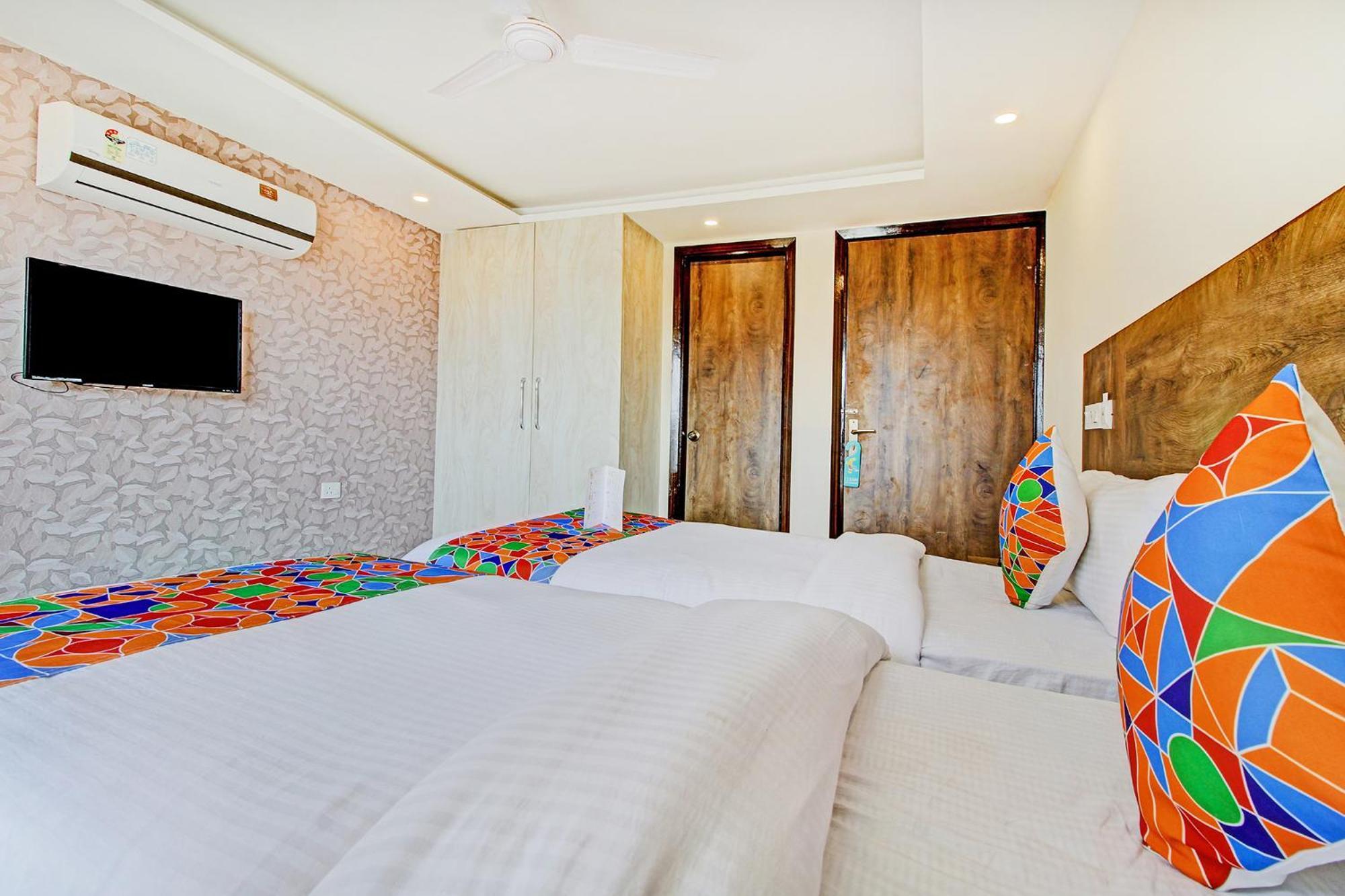 Fabhotel Soft Petals Gurgaon Exterior foto
