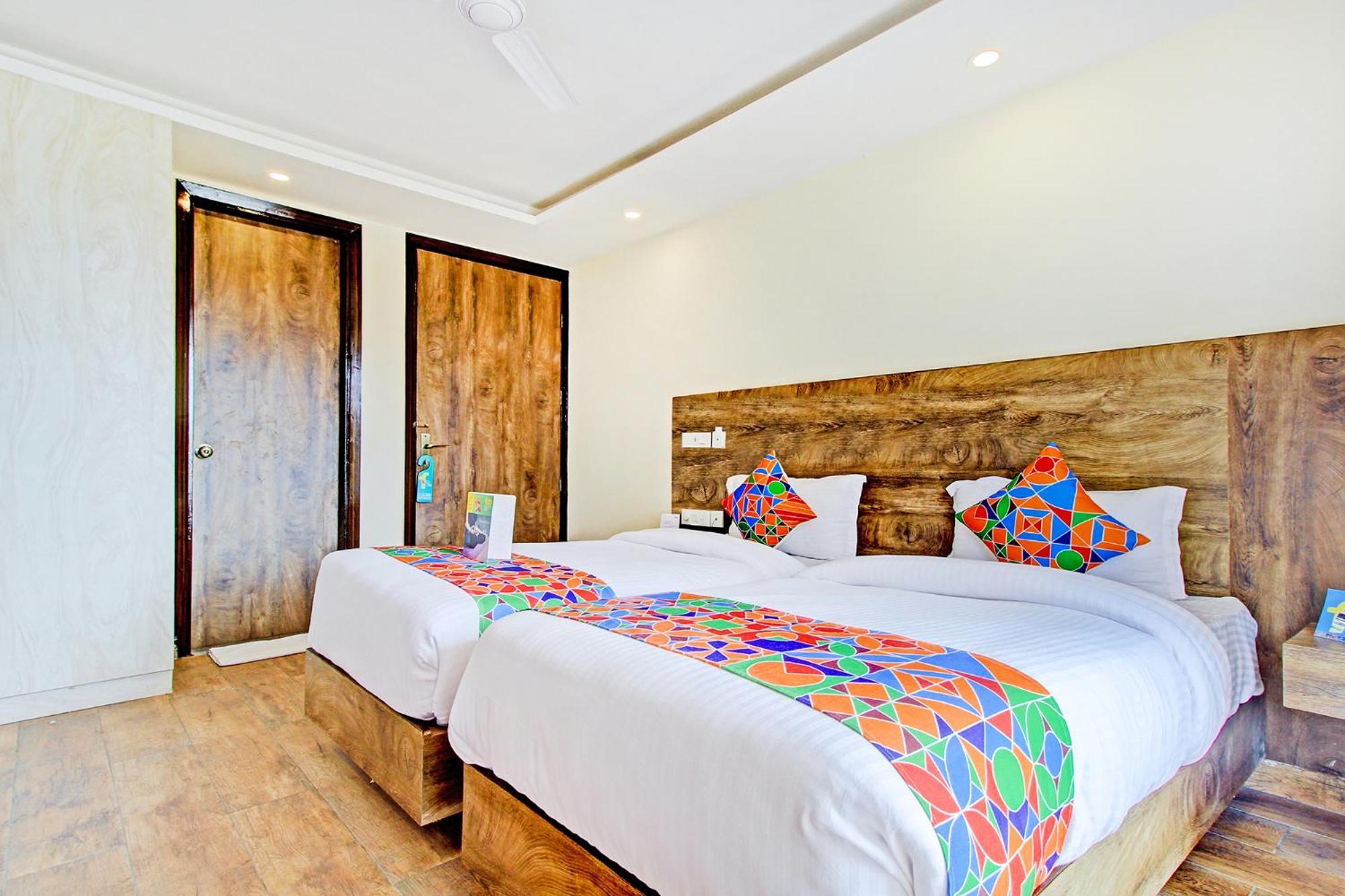 Fabhotel Soft Petals Gurgaon Exterior foto